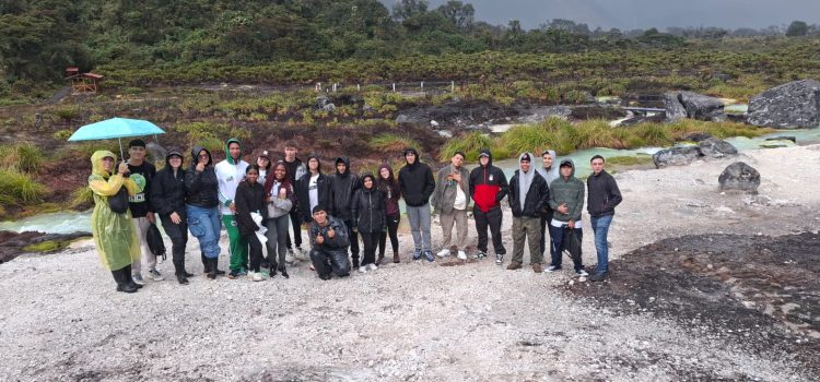 Exploración al Parque Nacional Natural Puracé: Una Experiencia de aprendizaje desde el curso de Biodiversidad y Gestión Ambiental