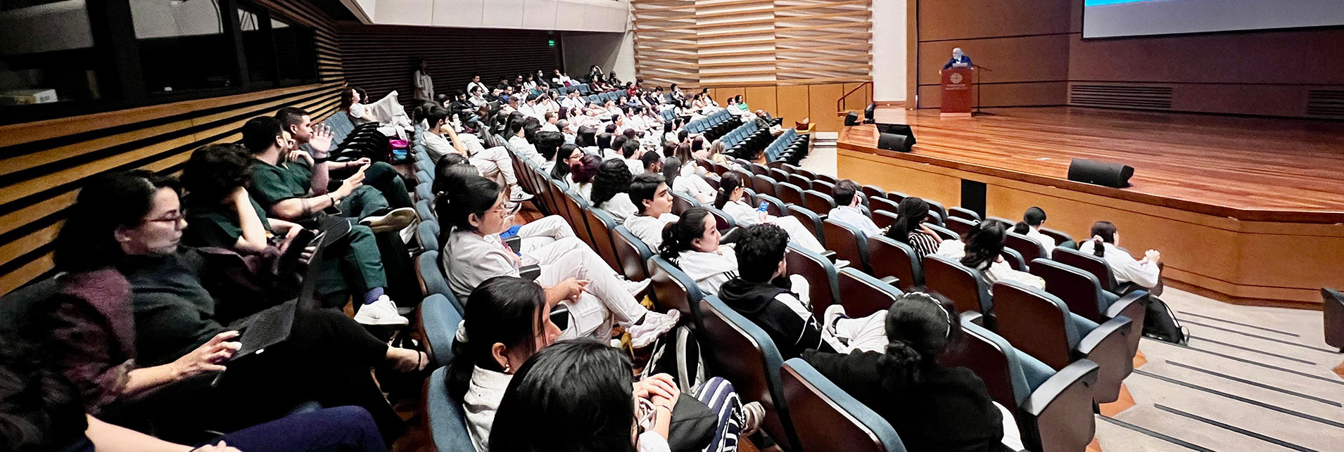 Imagen de fondo La Universidad Icesi integra la innovación y la sostenibilidad en la presentación de proyectos de investigación